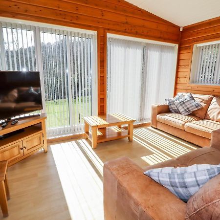 Watersview Lodge Leek Buitenkant foto