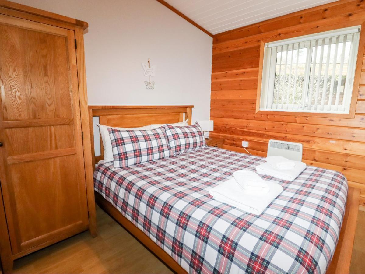 Watersview Lodge Leek Buitenkant foto