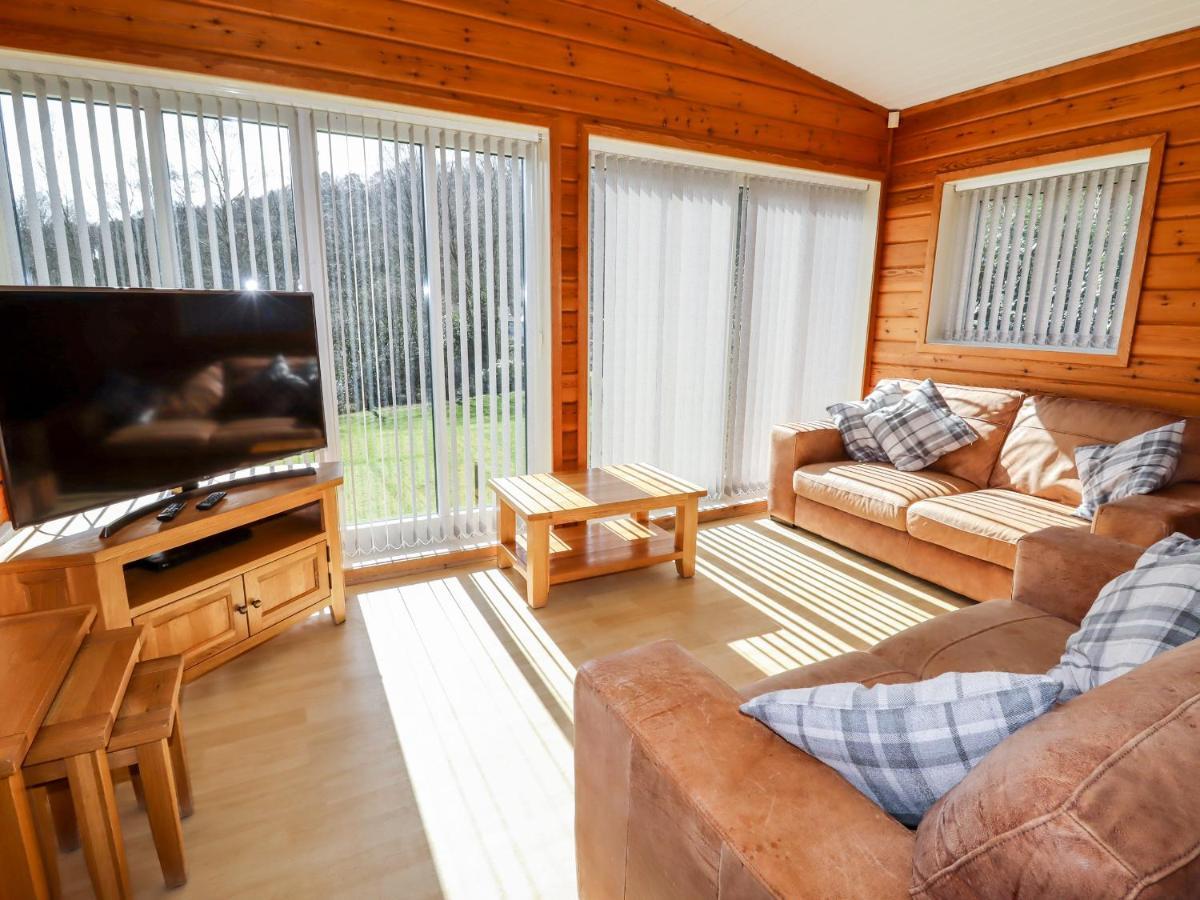 Watersview Lodge Leek Buitenkant foto