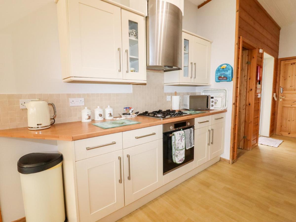 Watersview Lodge Leek Buitenkant foto