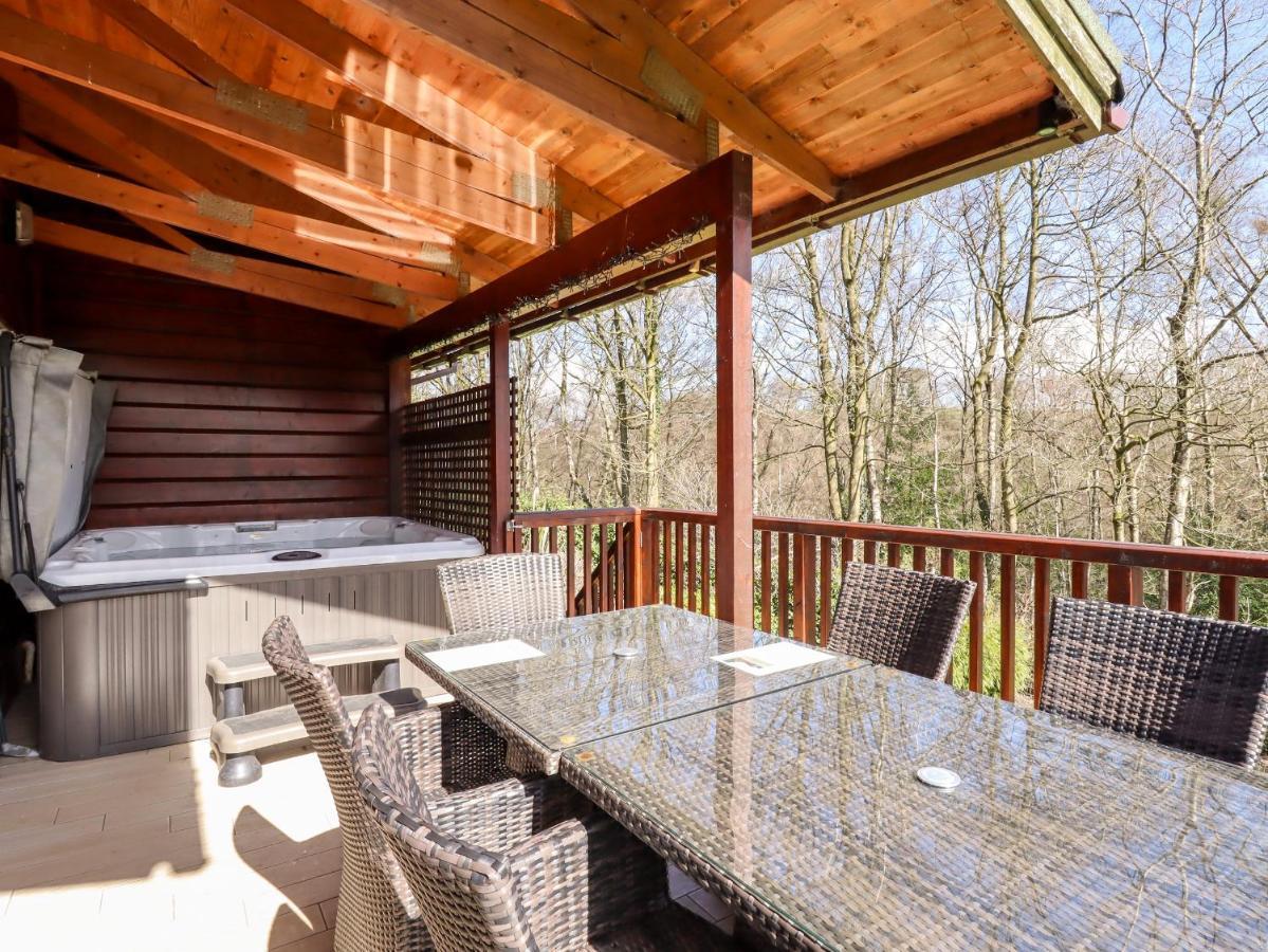 Watersview Lodge Leek Buitenkant foto