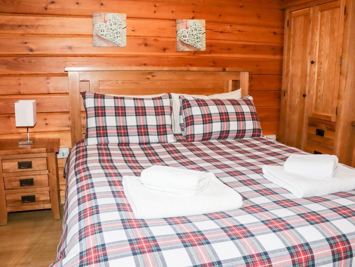 Watersview Lodge Leek Buitenkant foto
